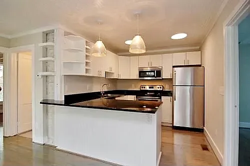 3 bed, 2.0 bath, $2,250 — Photo 13