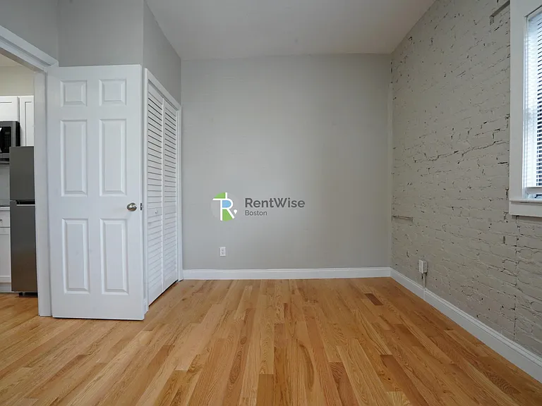 50 Park Vale Ave #24 — Photo 12