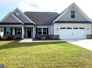 354 Finch Landing Rd, Winder, GA 30680