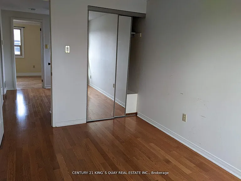 90 Appleby Cres #UL — Photo 22