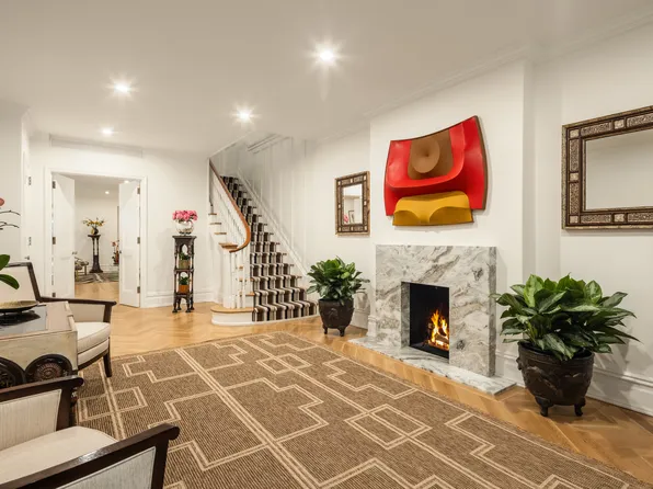 116 East 65th Street image 3 of 16