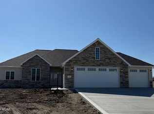 1408 Rye Dr, Van Wert, OH 45891