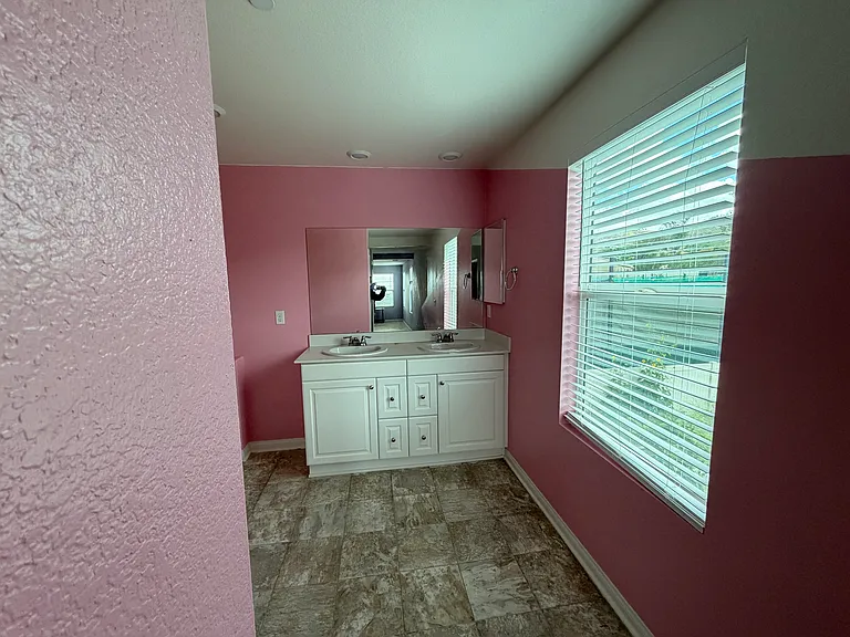 20945 Telegraph Rd #1 — Photo 5