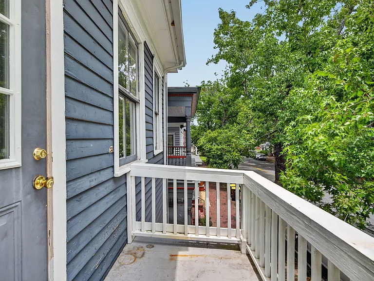 1419 Barnard St #B — Photo 21