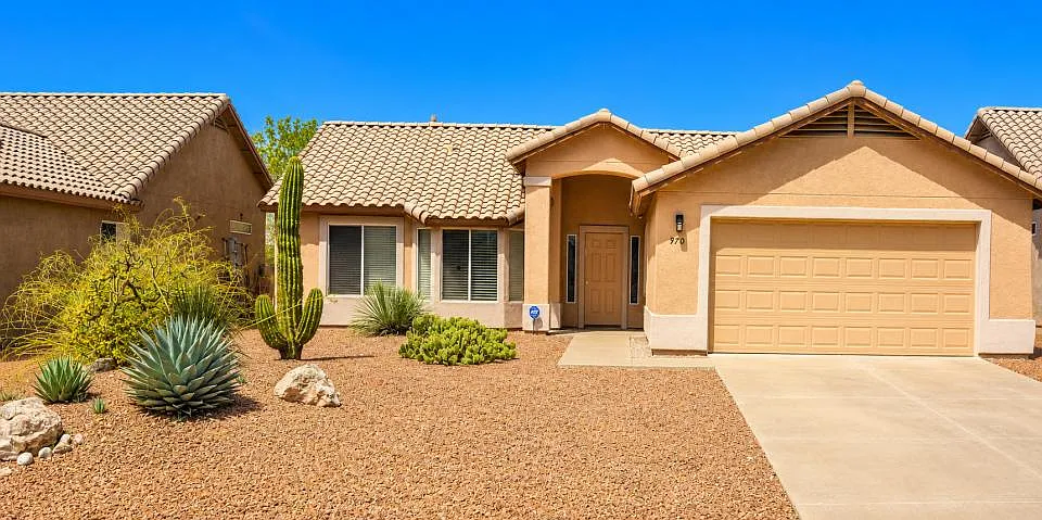 970 S Desert Sunset Dr