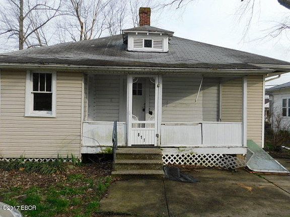 3rd image of 811 Catherine St