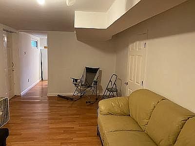 5th image of 102 Floyd St