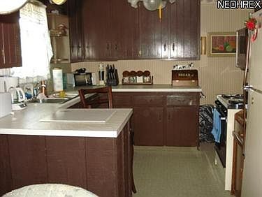 3rd image of 1404 W 35th St