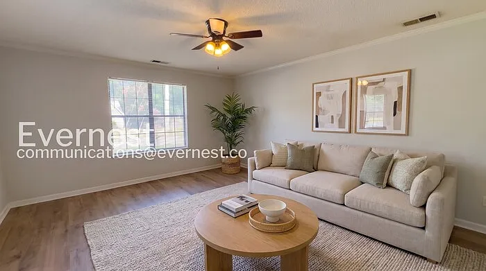 4508 Berrypick Ln S — Photo 4