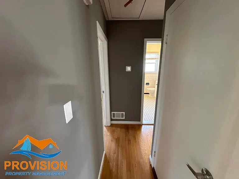 8436 Bay Dr — Photo 11