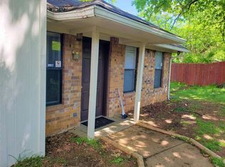 916 Hilltop Dr #D, Irving, TX 75060