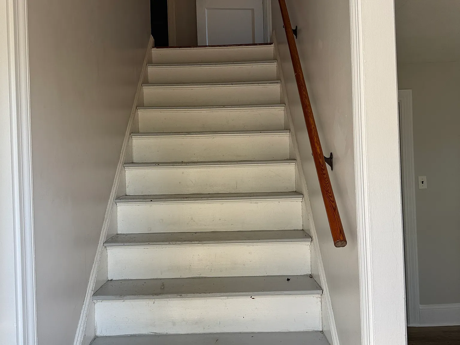 4 bed, 2000 sqft, $3,700 — Photo 3