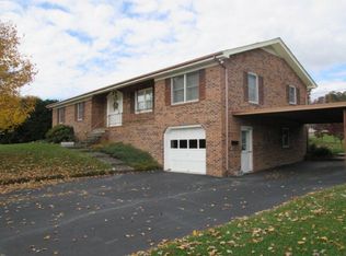 19546 Stone Mountain Rd, Abingdon, VA 24210