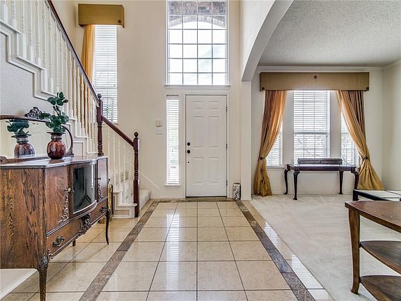 5th image of 5410 Somerset Dr