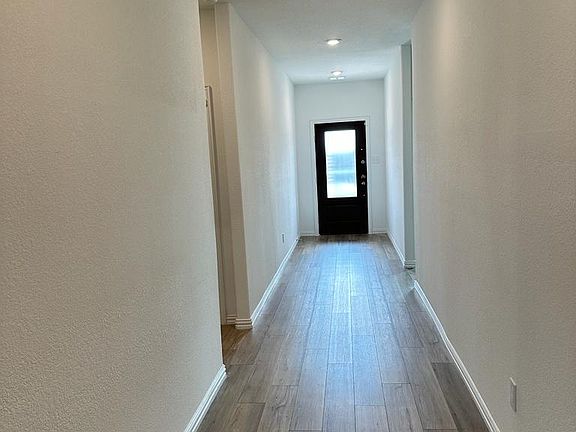5th image of 1108 Ikpiss Ave