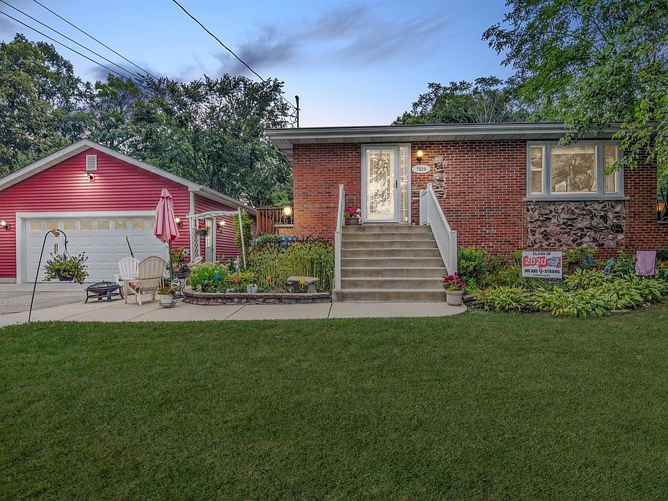 1st image of 7228 W 136th Ct