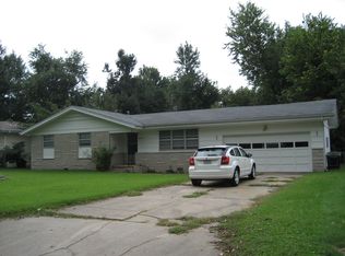 3300 E Berkeley St, Springfield, MO 65804