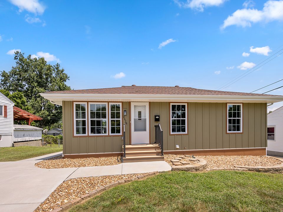 1st image of 2628 Linden Pl