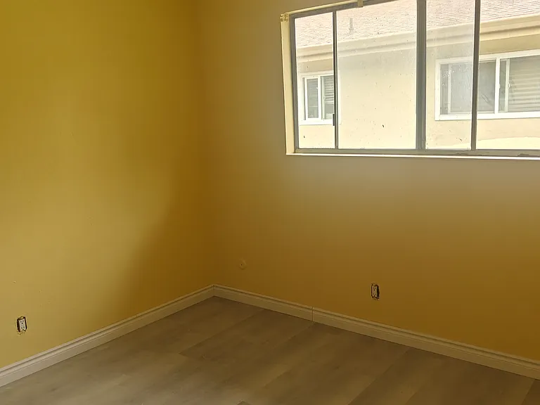 2208 Peppertree Way #3 — Photo 8
