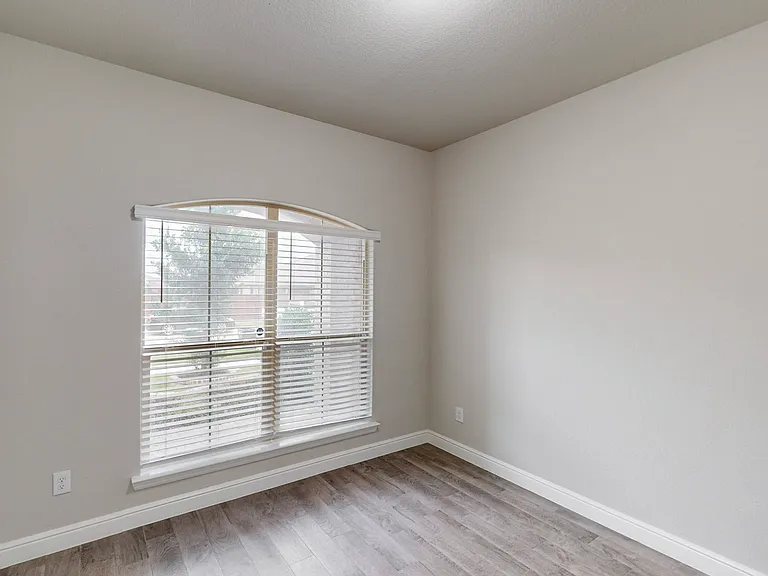 436 Dunmore Dr — Photo 27