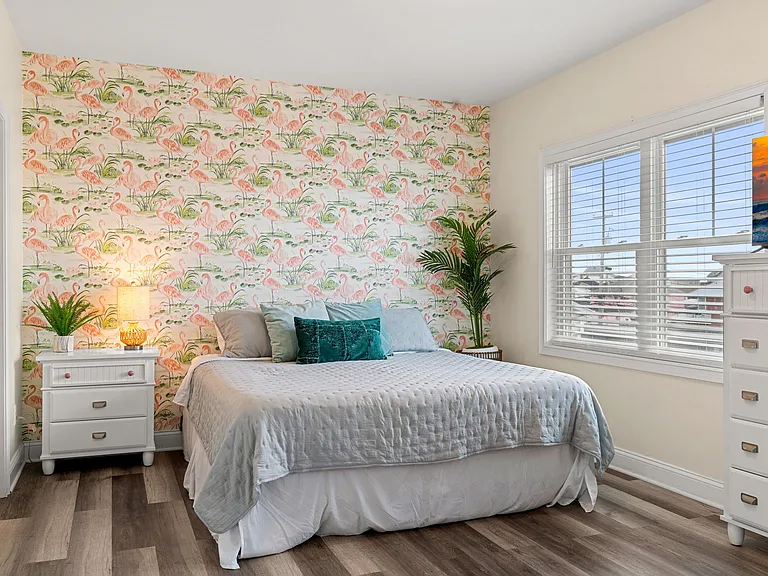 128 Ashworth Ave #309 — Photo 6