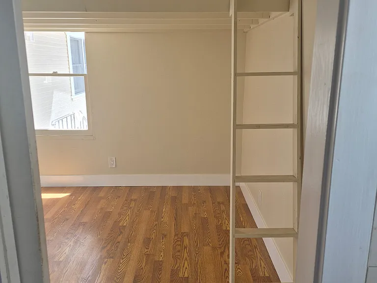 3537 Louisiana St — Photo 13