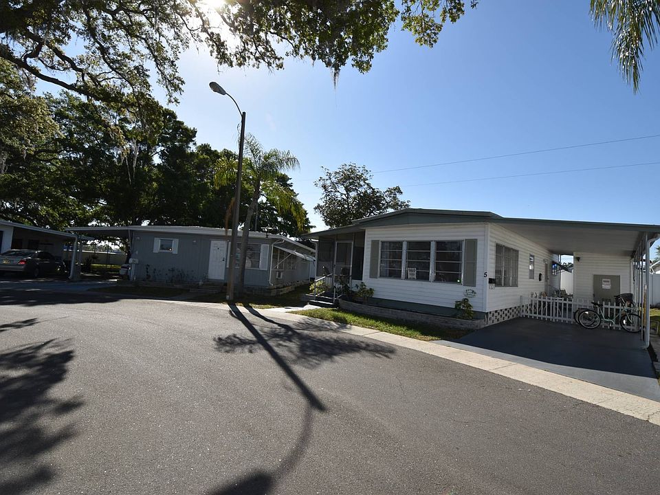 1st image of 5 Beechwood Ln