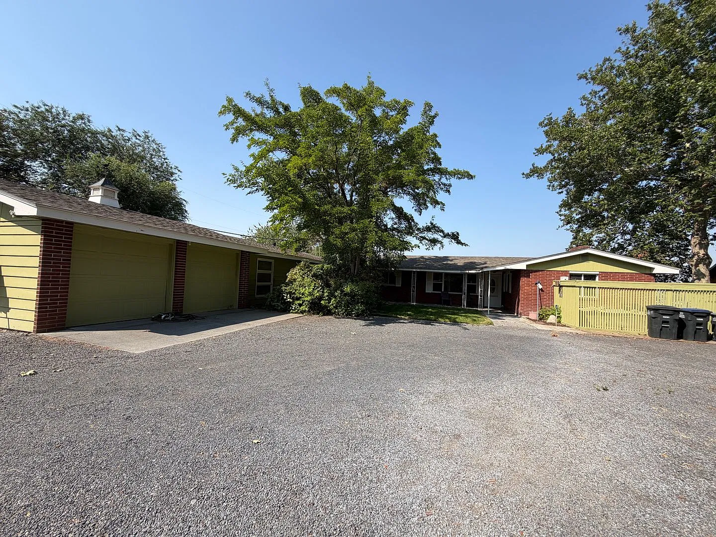 1824 Monte Vista Lane, Moses Lake — Photo 1