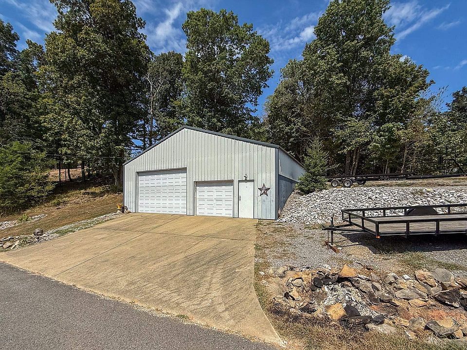 2nd image of 639 Spring Hill Dr #27