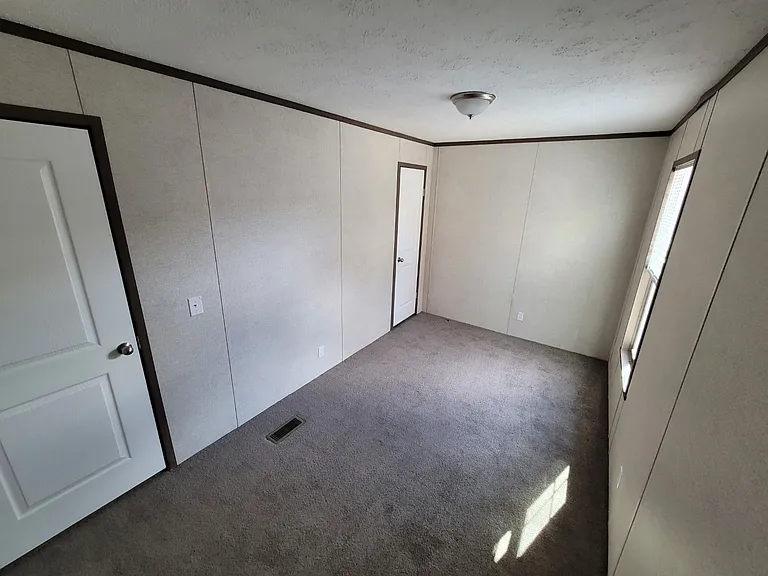 2801 S Stone Rd #52 — Photo 10