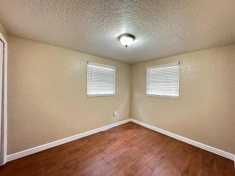 37221 Marlu Ln — Photo 9