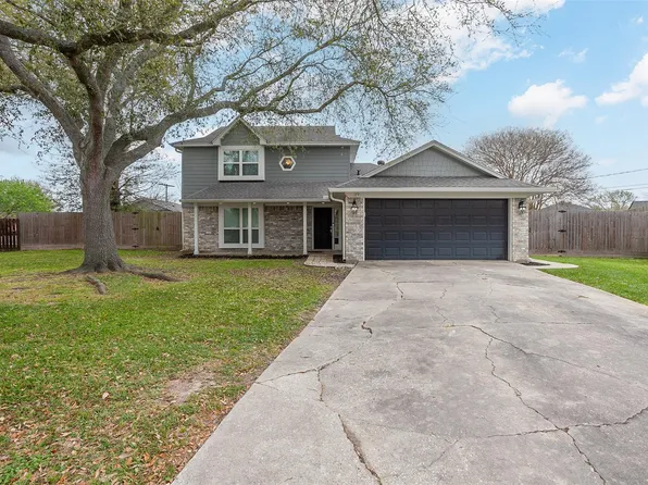 2209 Patricia Ln, Port Neches, TX 77651