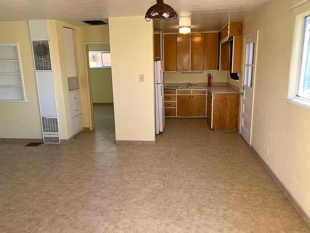 208 San Pablo St NE #B — Photo 5