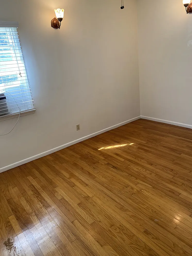 1 bed, 950 sqft, $2,650 — Photo 4