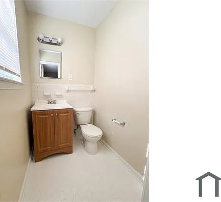 3 bed, 1100 sqft, $1,430 — Photo 4