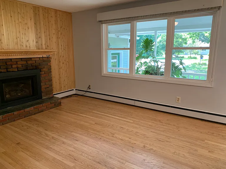 Gas fireplace in front living room.