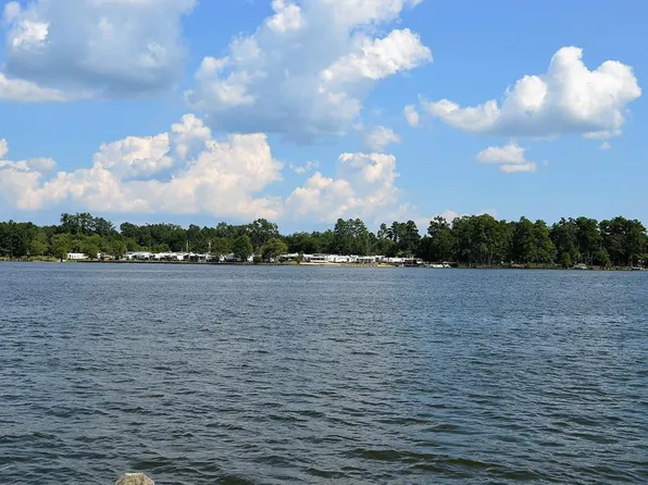 1193 Newman Cir, Summerton, SC 29148