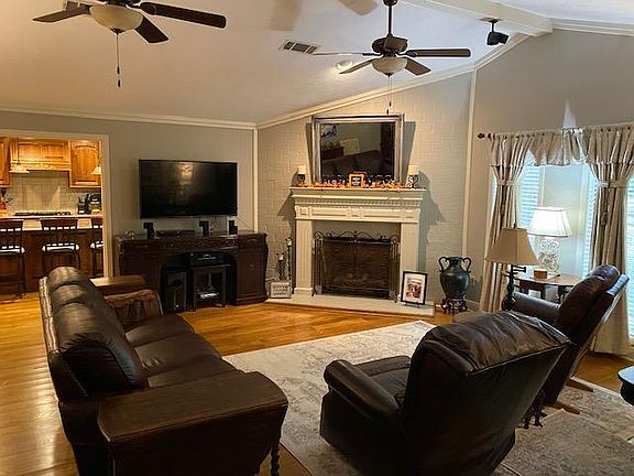 4th image of 103 Woodland Hill Dr