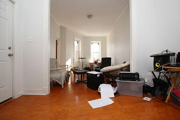 Rented by Nooklyn NYC LLC | media 37