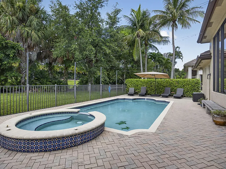 10336 Trianon Pl — Photo 39