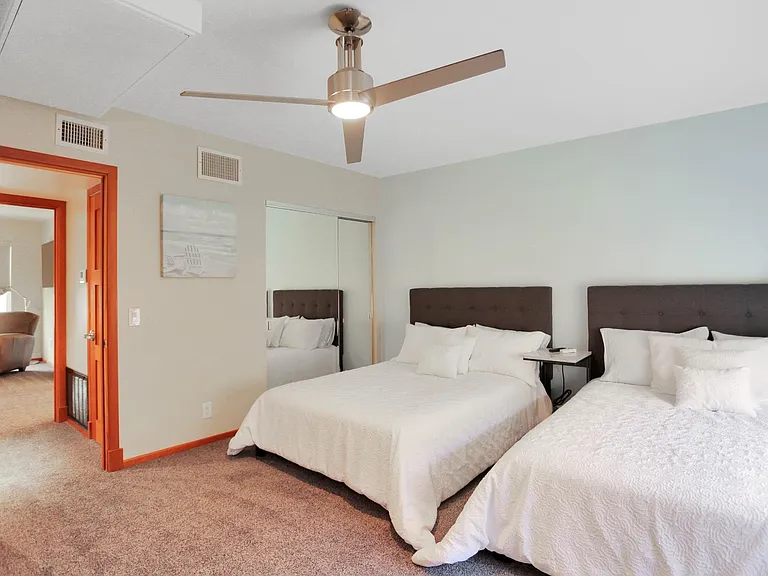 Unit Photo