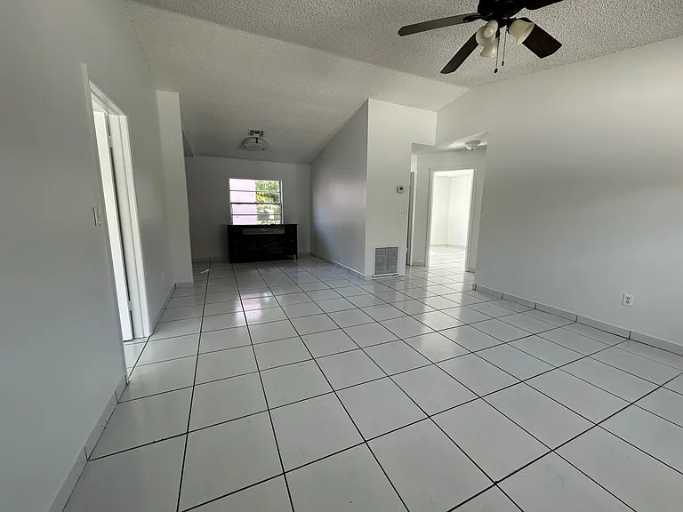 1705 Adams St #1705 — Photo 15