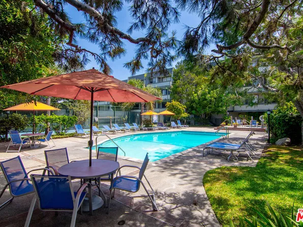 306 Bora Bora Way APT 202, Marina Del Rey, CA 90292