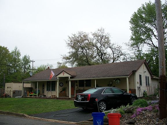 2nd image of 111 Holyoke Ave