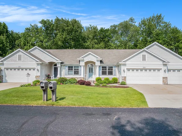 1313 Linwood Dr NW, Grand Rapids, MI 49534