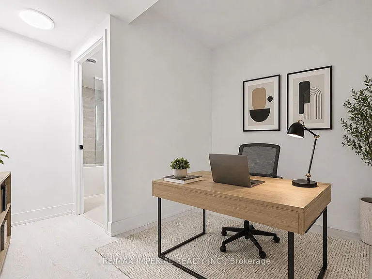 308 Jarvis St #305 — Photo 23