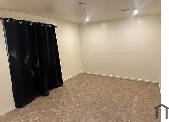 3 bed, 1224 sqft, $2,000 — Photo 4