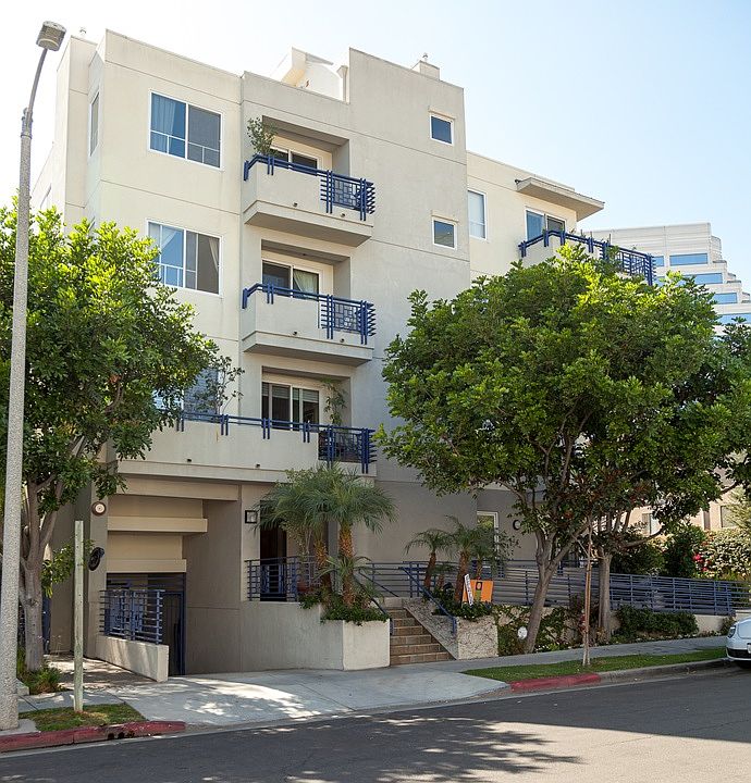 1st image of 1245 Wellesley Ave APT 202