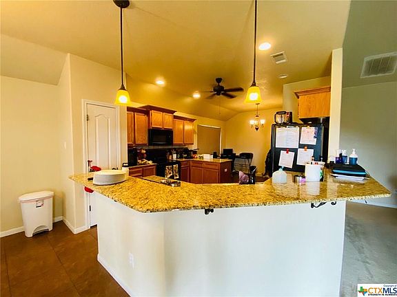 3rd image of 3405 Lauren St