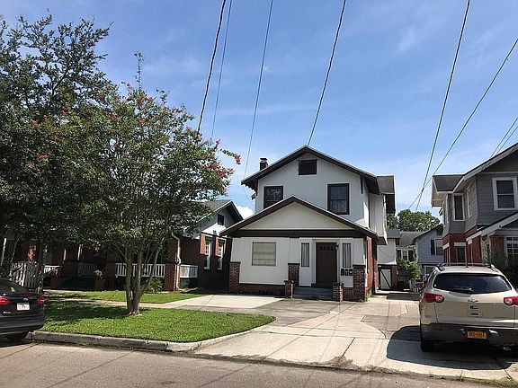 3rd image of 2350 College St